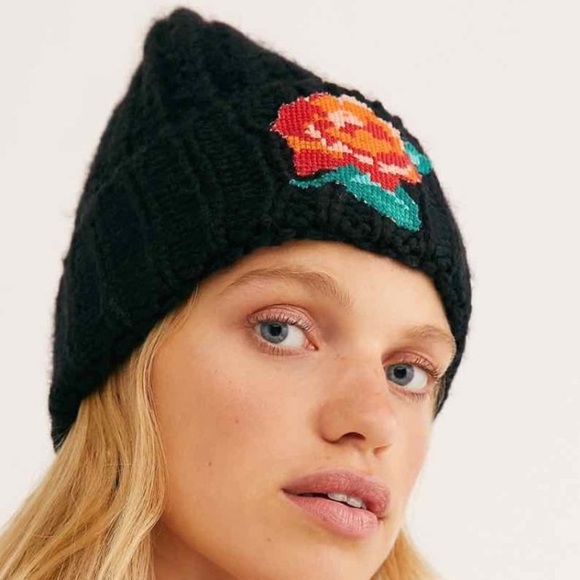 Free People “Everything Rosy Beanie” - Picture 2 of 5